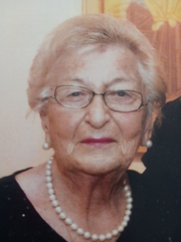 Estelle Jastrembsky Profile Photo