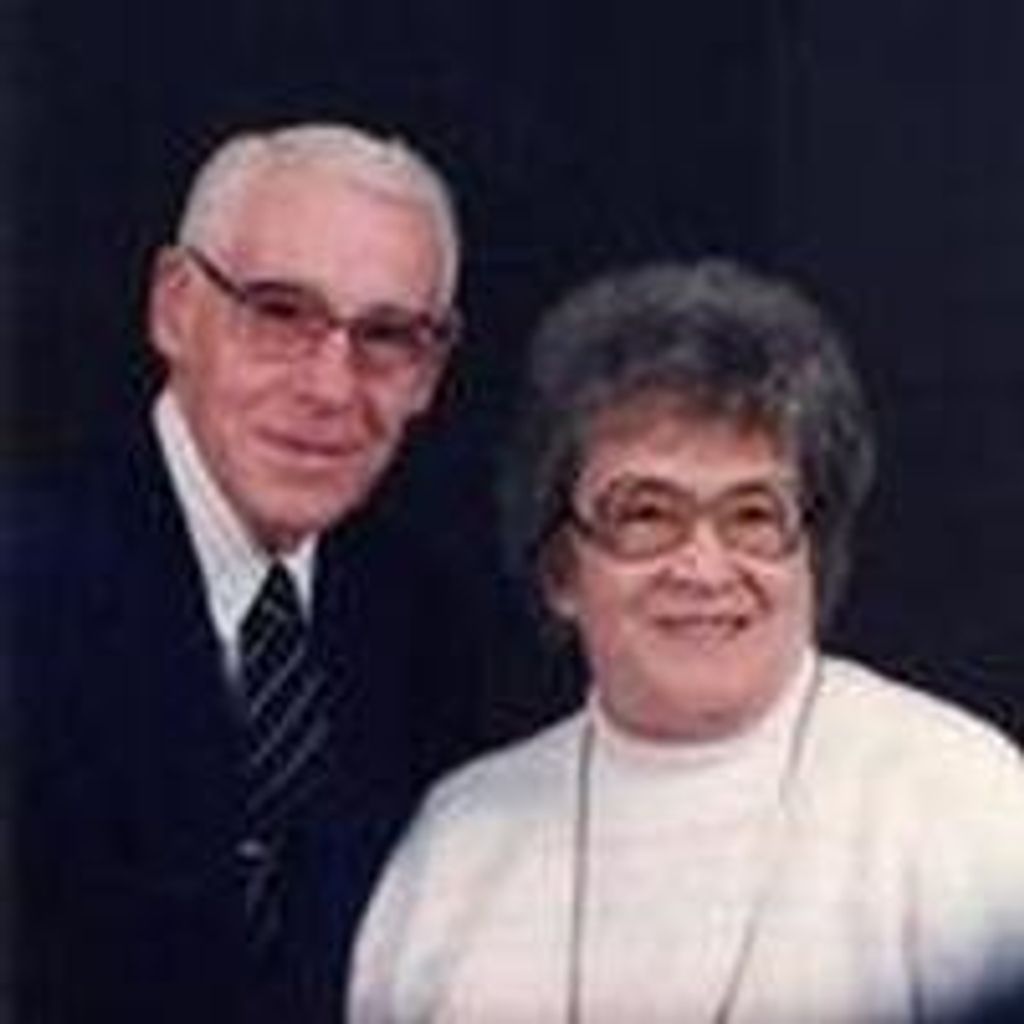 Sara  L. (Sunderman)  Hippely