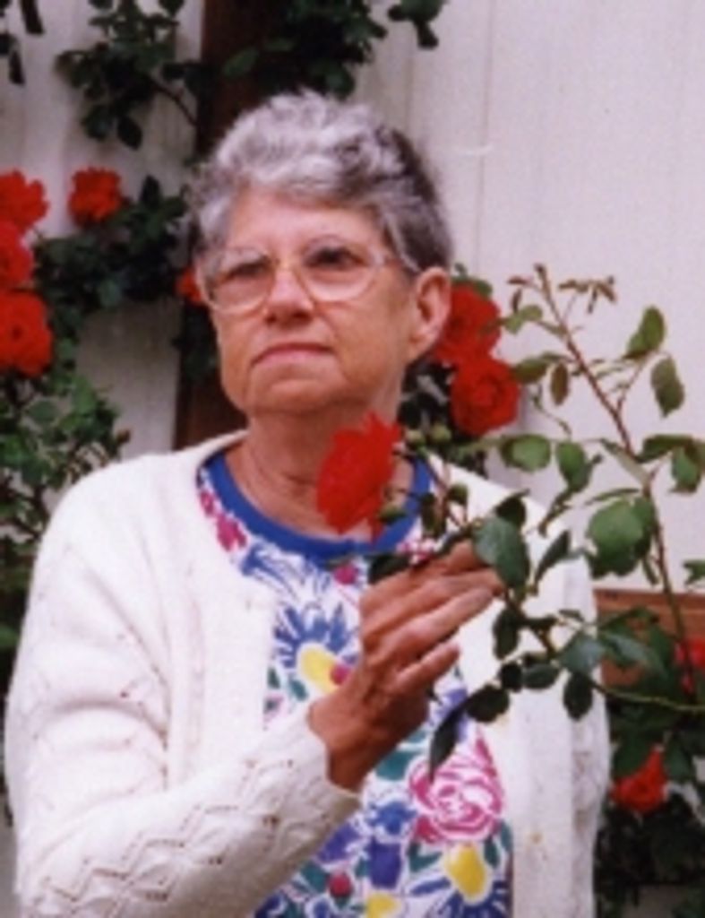 Nadine Elliott