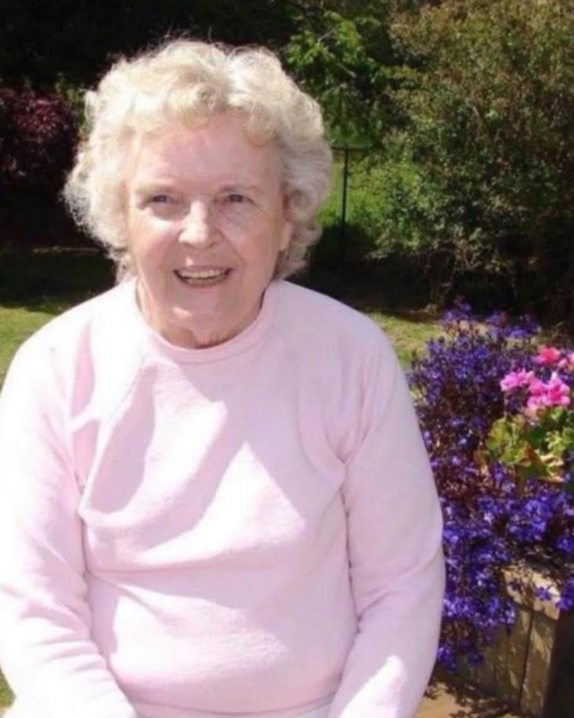 Joanne Ellen Weyl Profile Photo