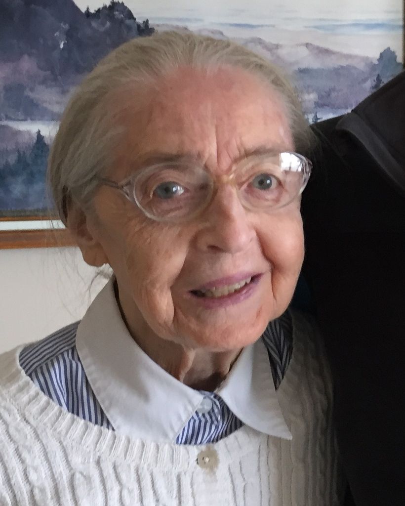 Elizabeth J Blazon Profile Photo