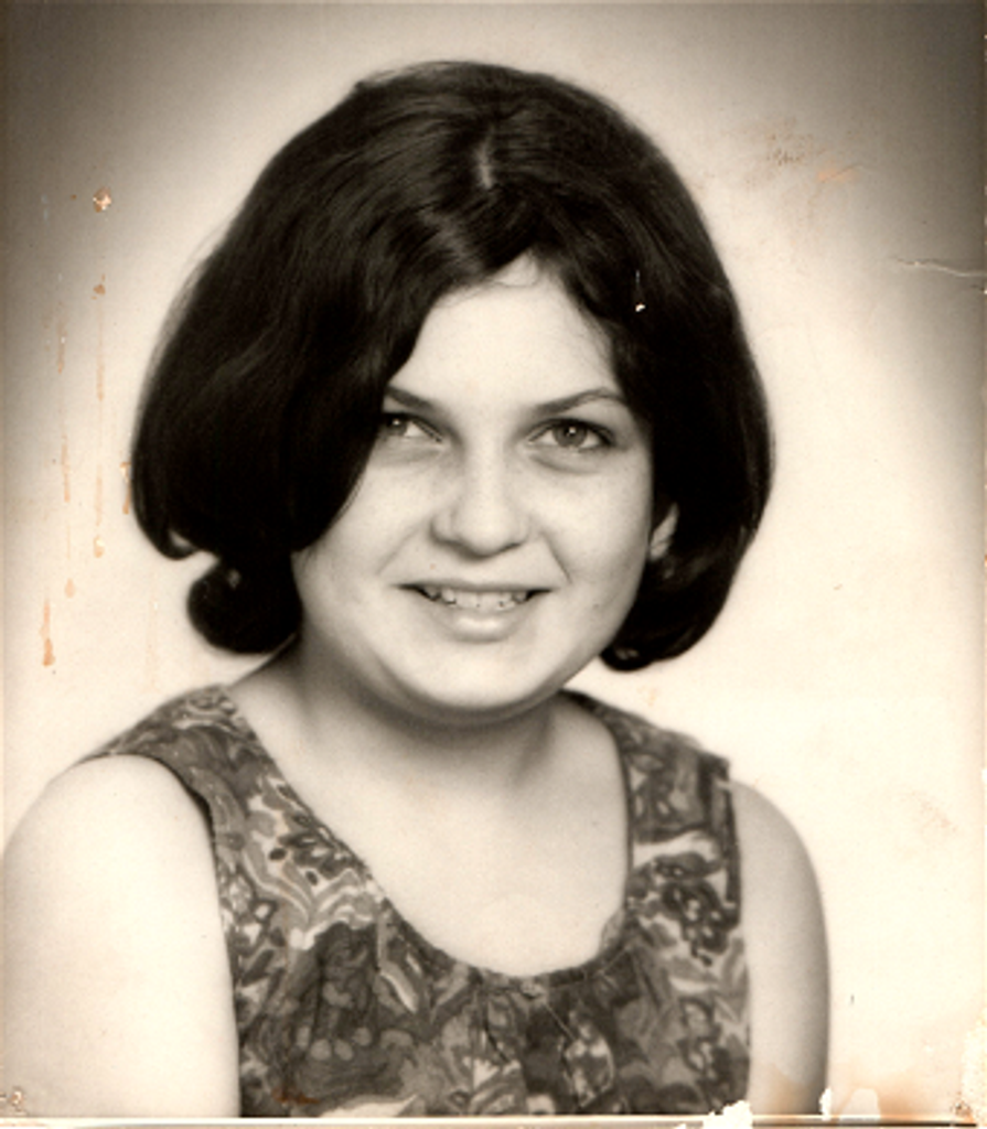 Nina Ilone Davis (Blankenship) Profile Photo