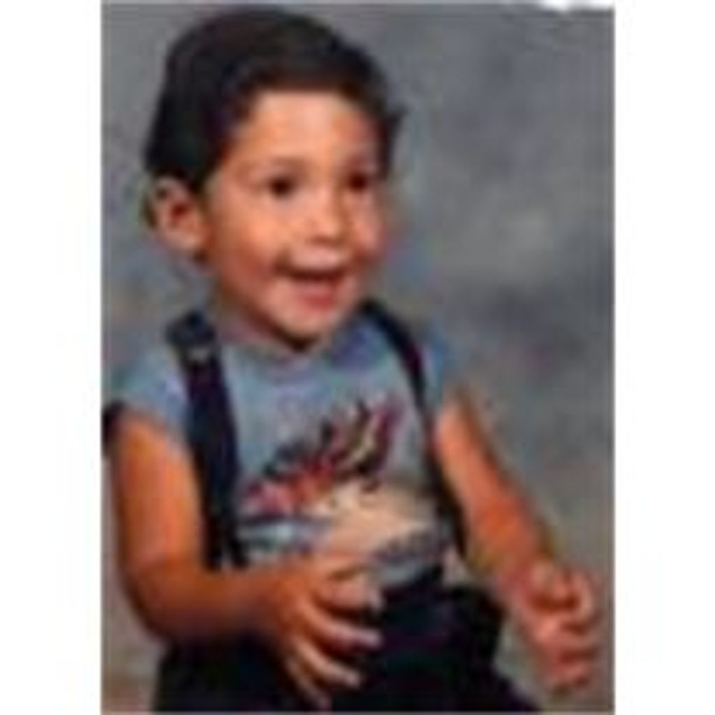 Andrew John - Age 27 - Los Luceros - Gomez