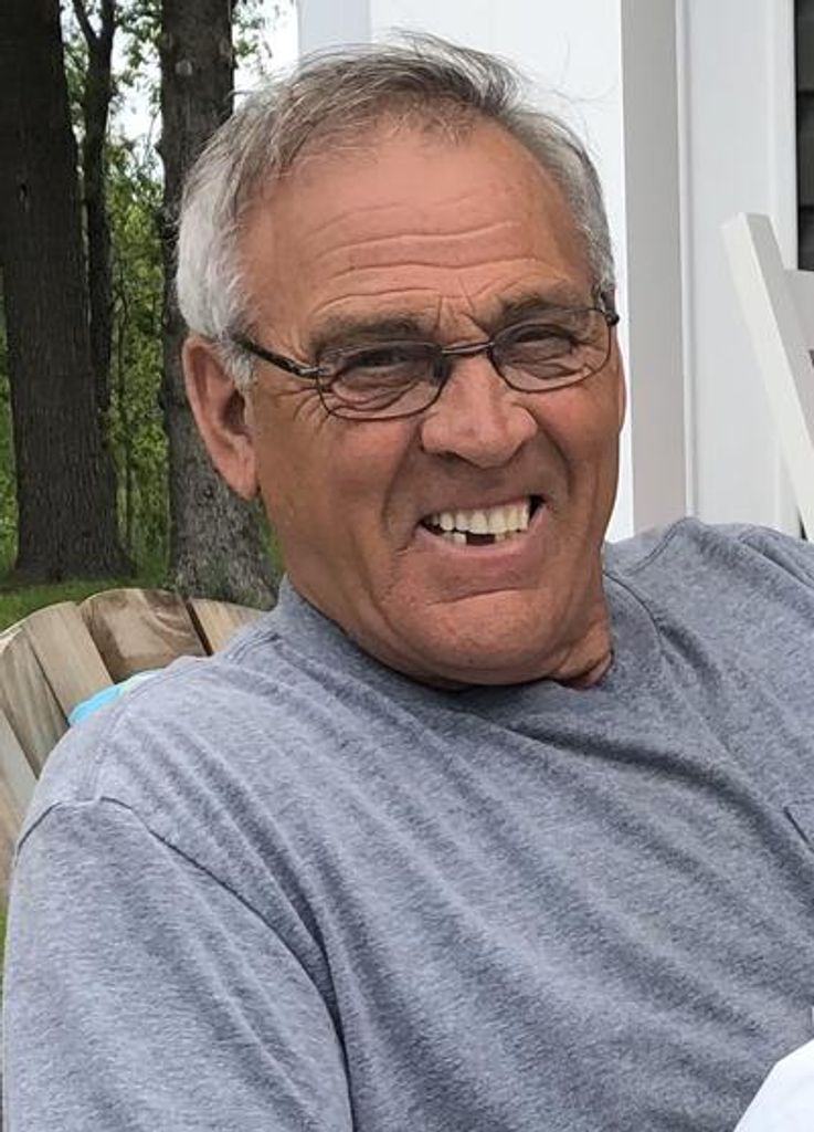 Dale Phillip "Jim" Elliott Profile Photo