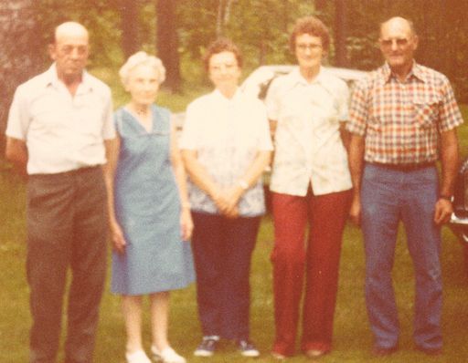 Wilfred Henry Hentges photo 17