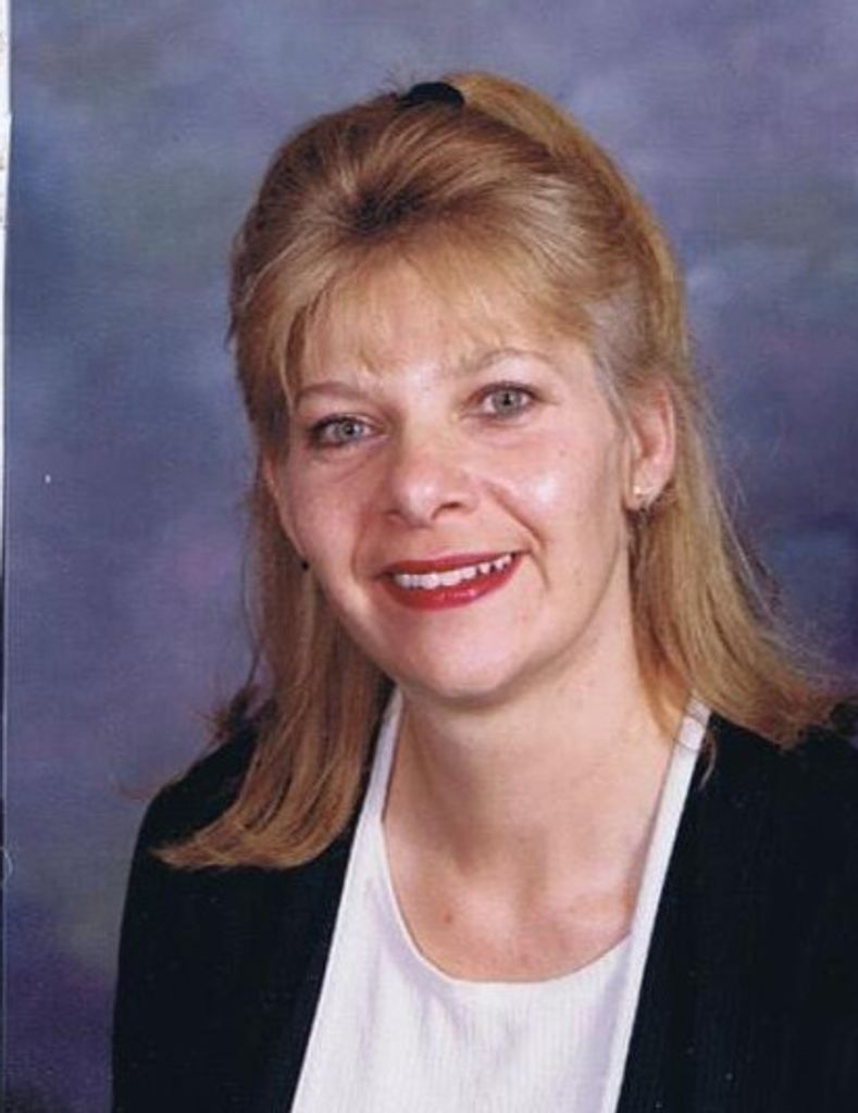 Vera "June" (Brown)  Casteel Profile Photo