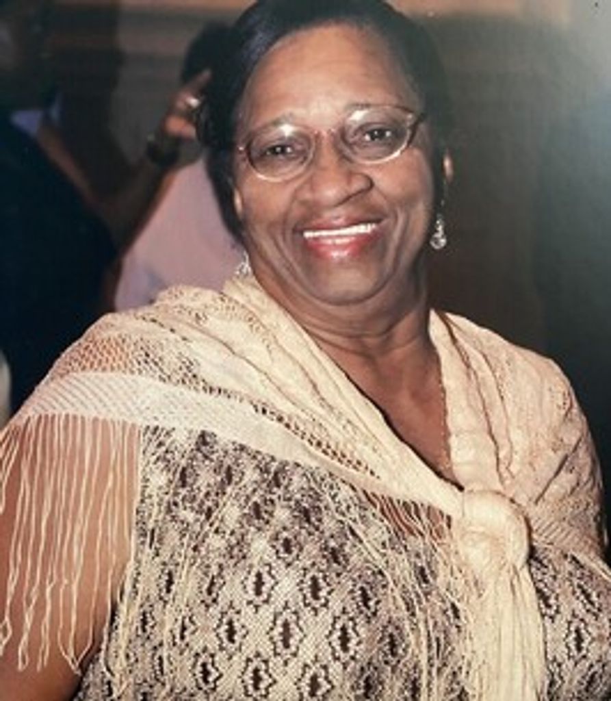 Yvonne Leander