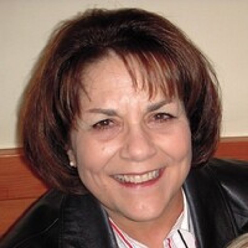 Teresa E Major
