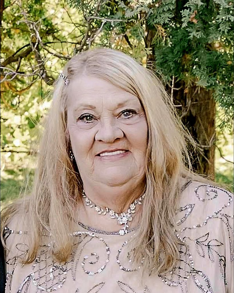 Susan "Suzie" Hensel Profile Photo