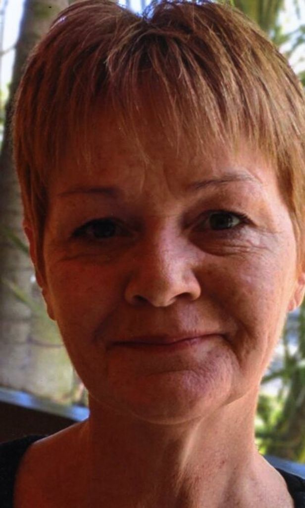 Tena (Lee)  Blair