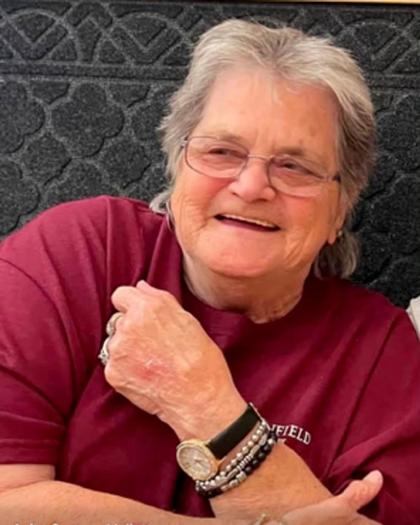 Louise Jones Profile Photo