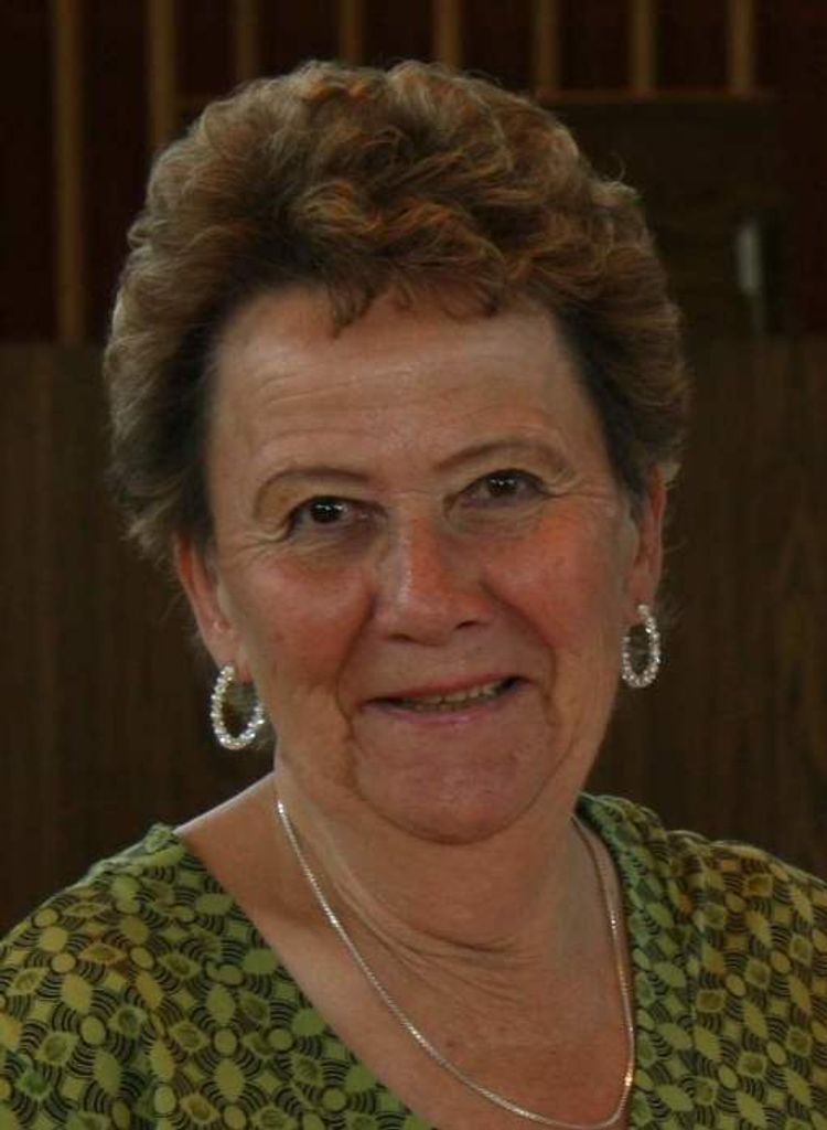 Evelyn R. Stellmach