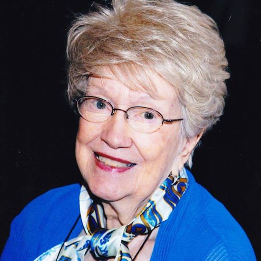 Esther Mitchell Fabbricante