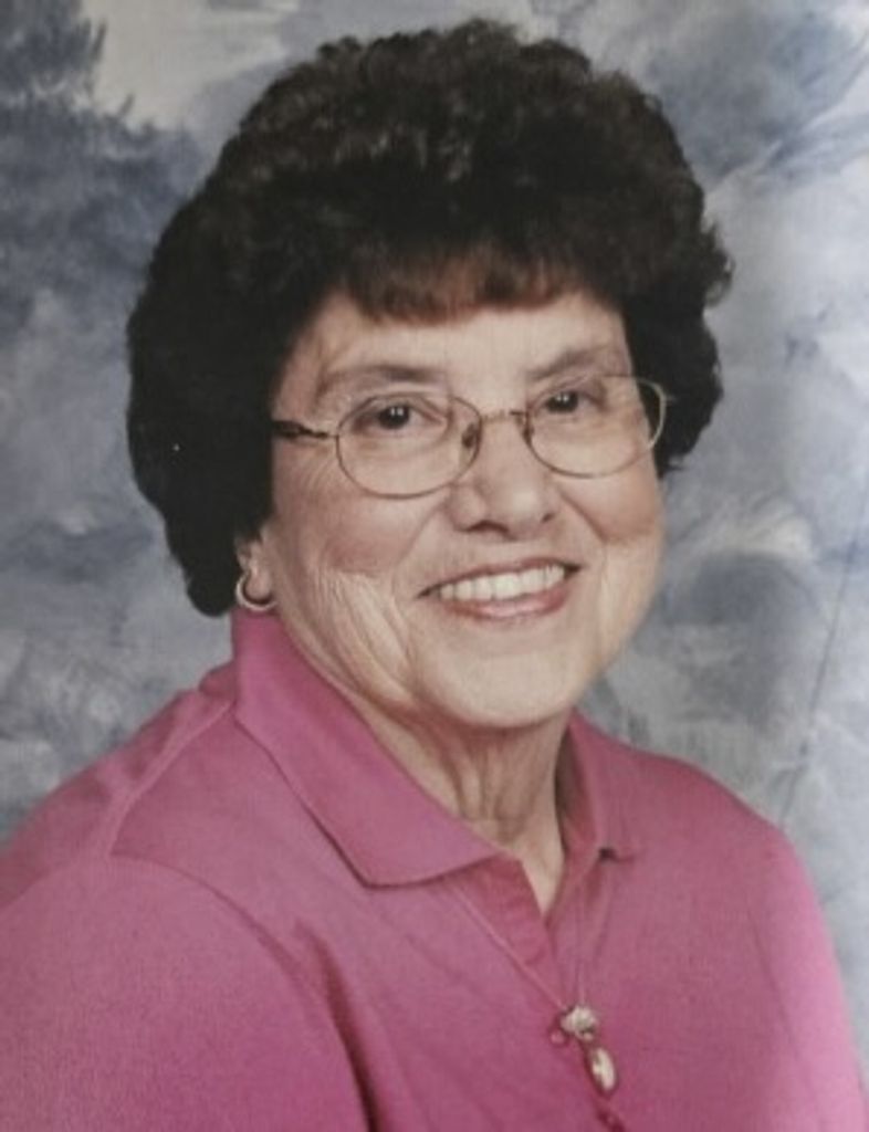 Joan (Thomas) Jenewein