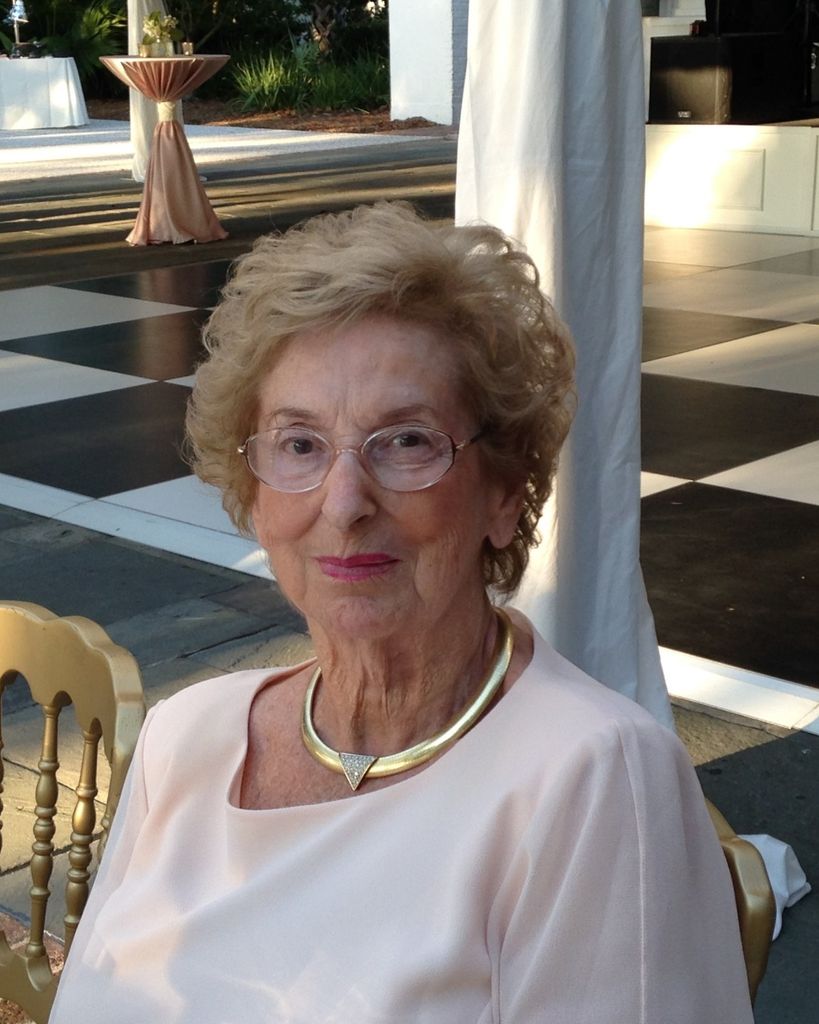 Catherine E. Willcox Profile Photo