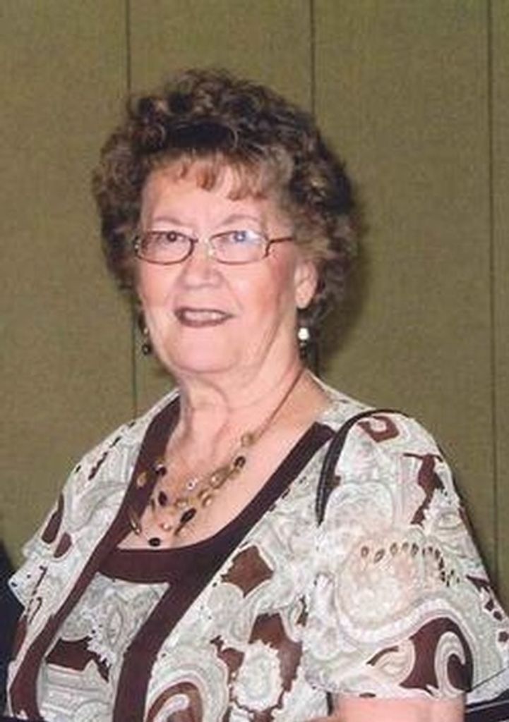 Lora Lee Mcginley Profile Photo