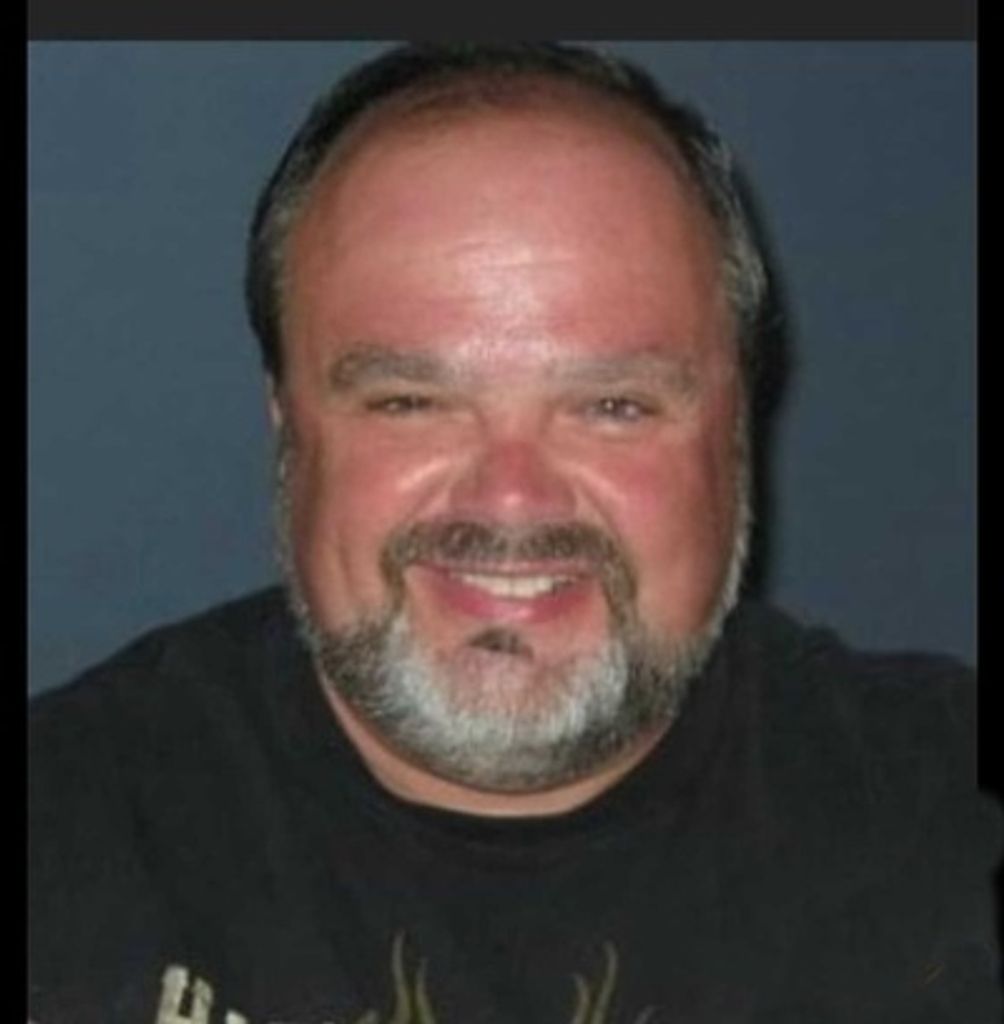 Kenneth Lyons Profile Photo