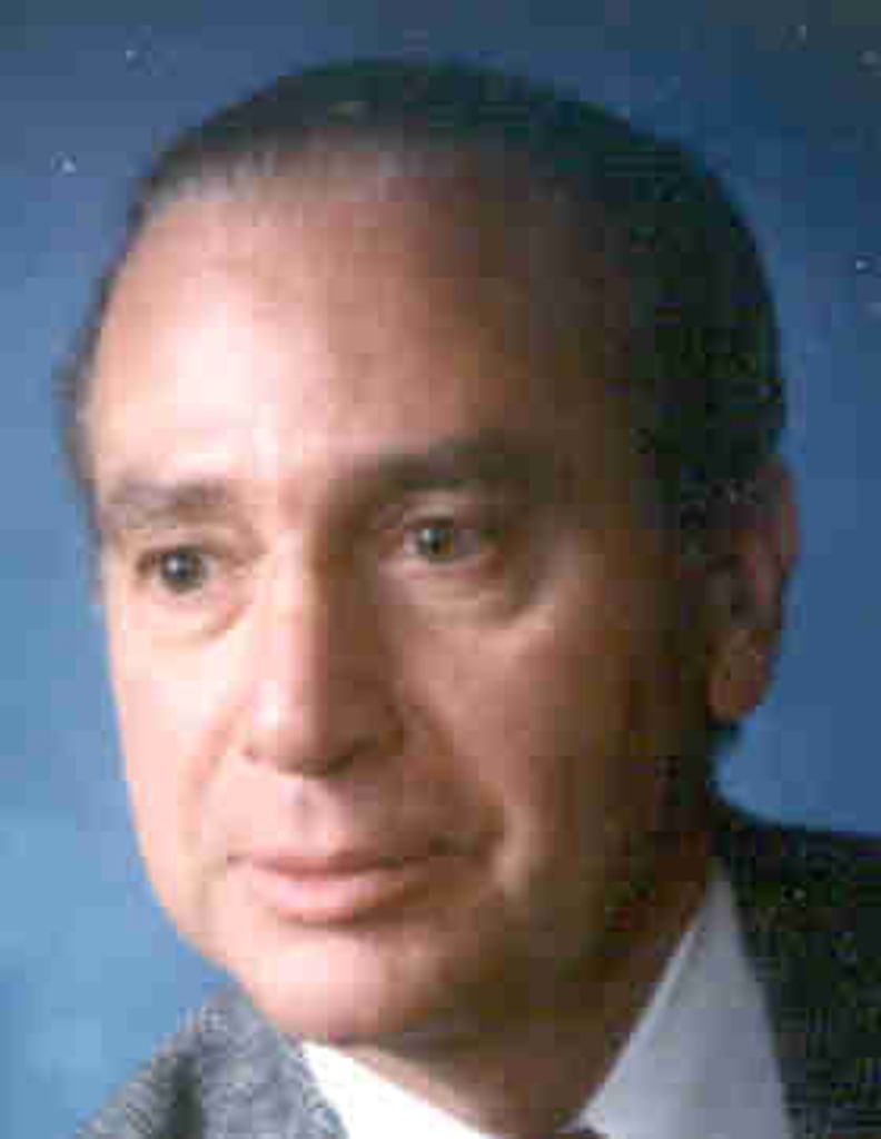 D. Joseph Demis, Phd   Md