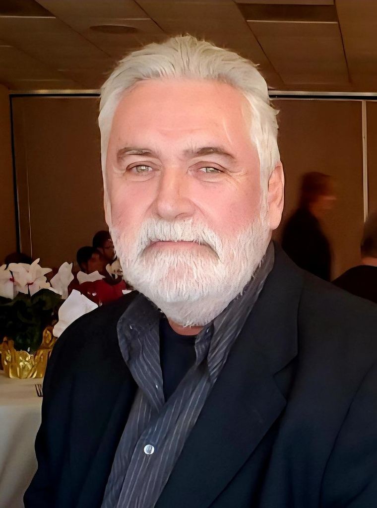 Robert T. Lacroix, Sr.