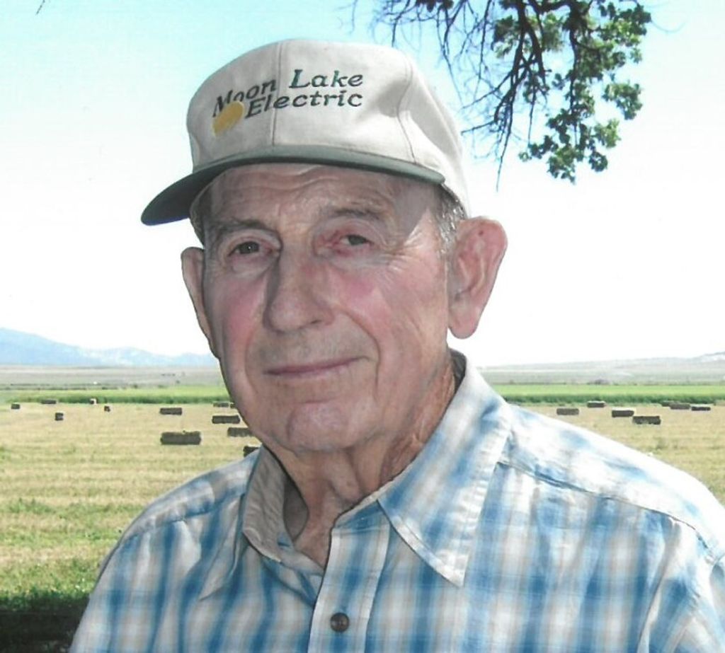 Lynn Hall