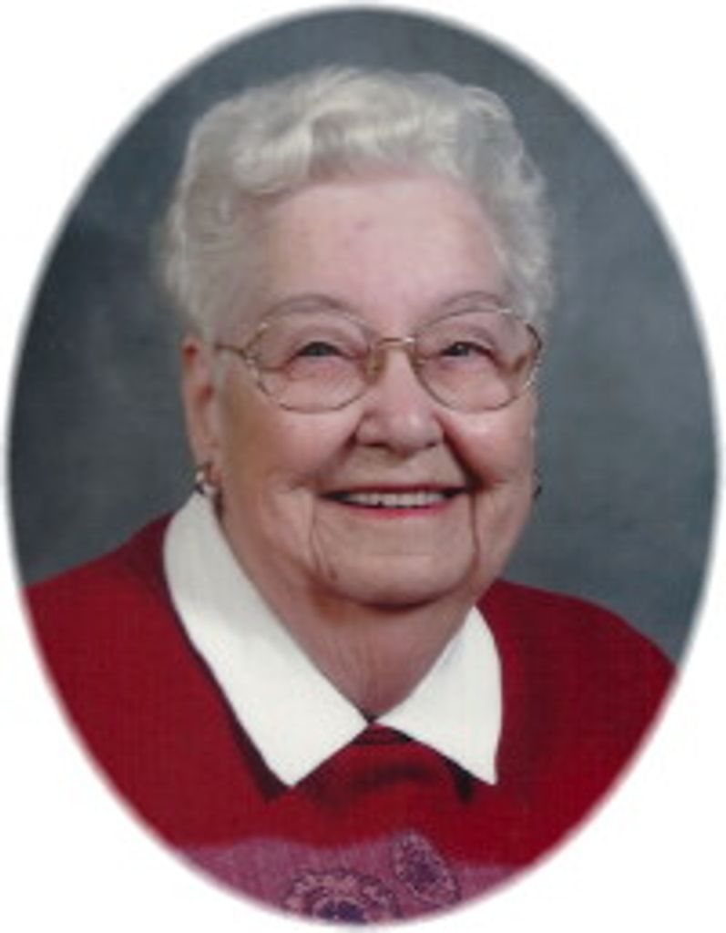 Pearl Warren (Nee Carlson)