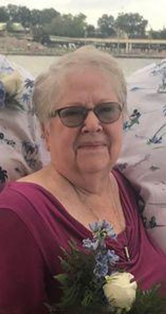 Patricia E (Smith) Cook Profile Photo