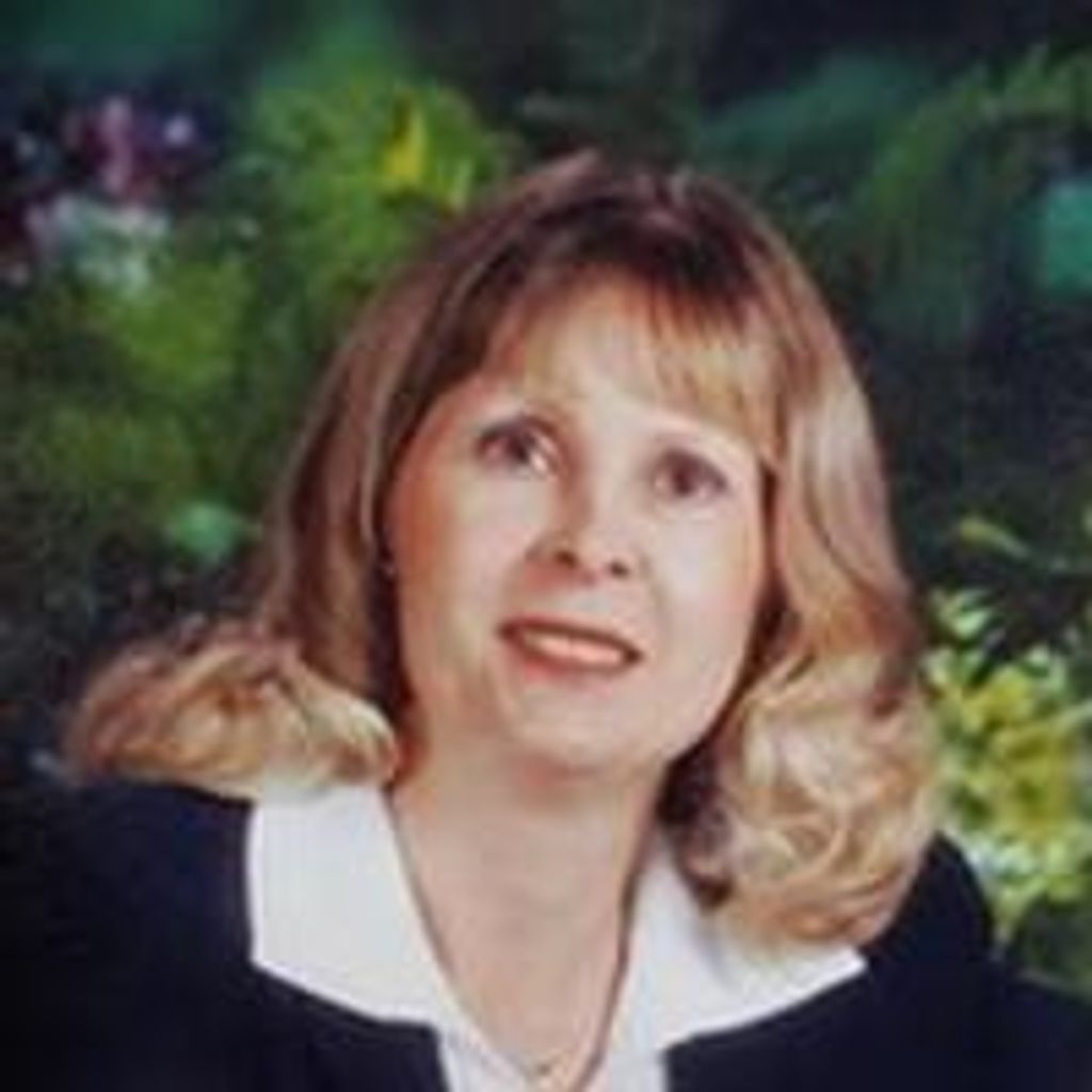Carolyn Palla