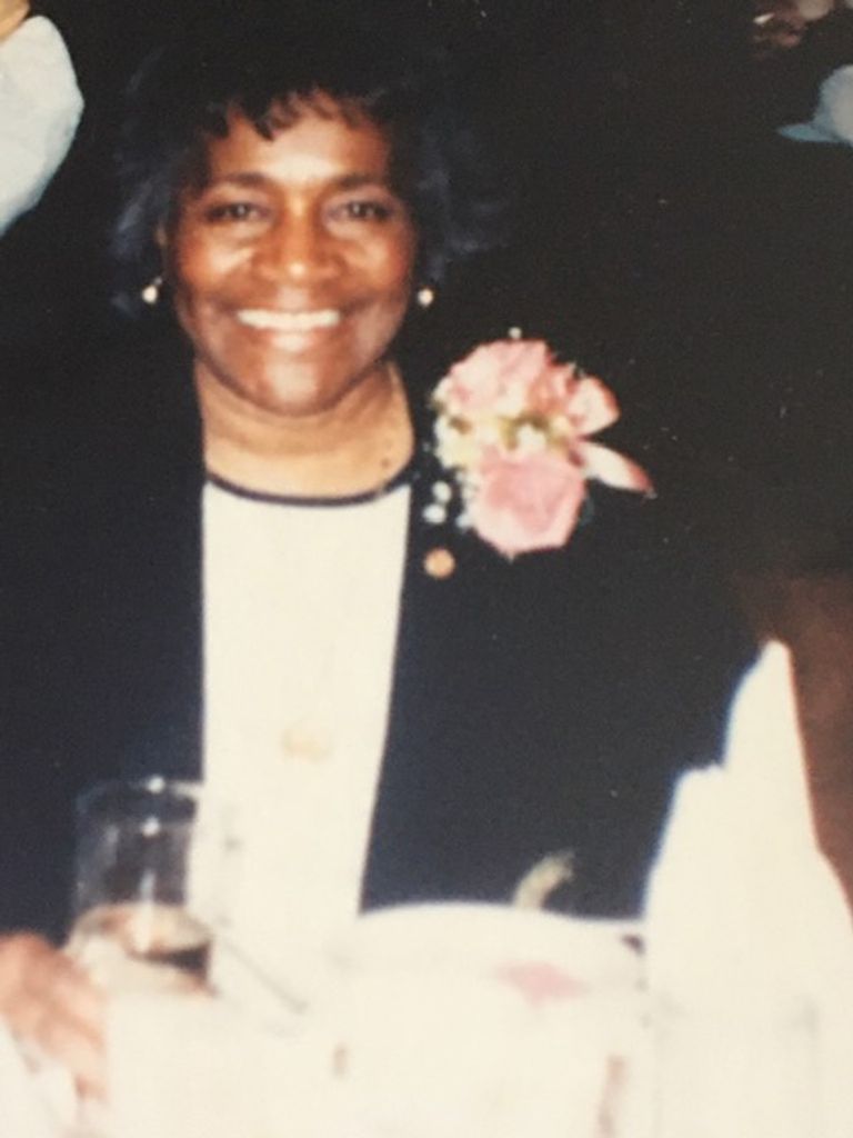 Genell Harris Profile Photo