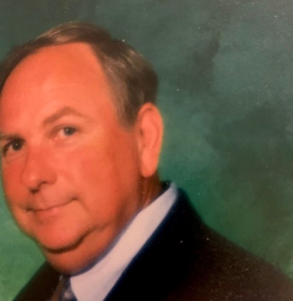 Richard Dale Hill Profile Photo