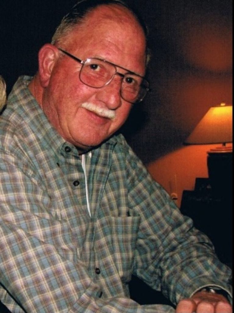 Robert Joseph Necas Profile Photo