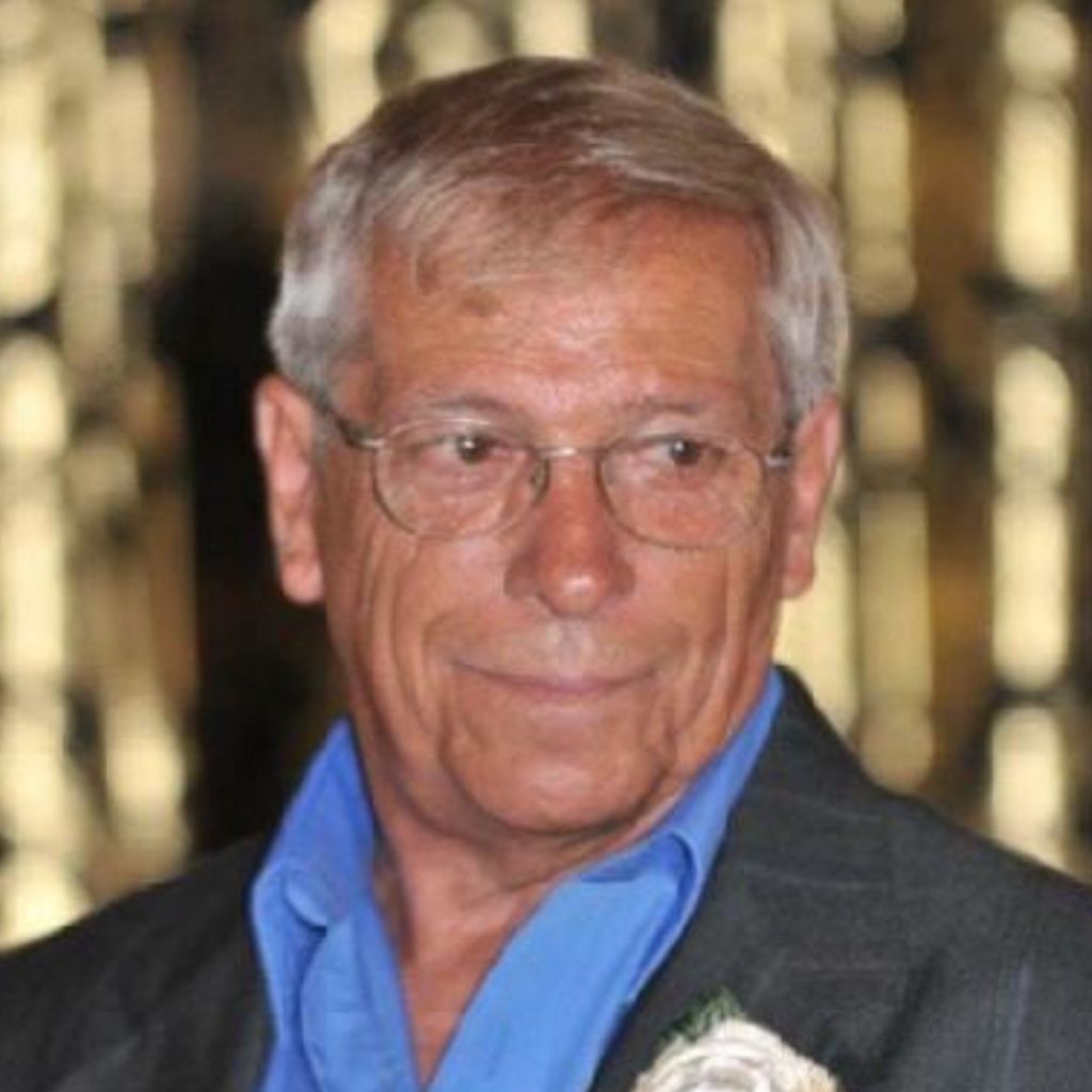Robert "Bob" Norman Compton