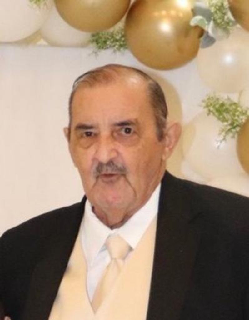 Javier Garza Profile Photo