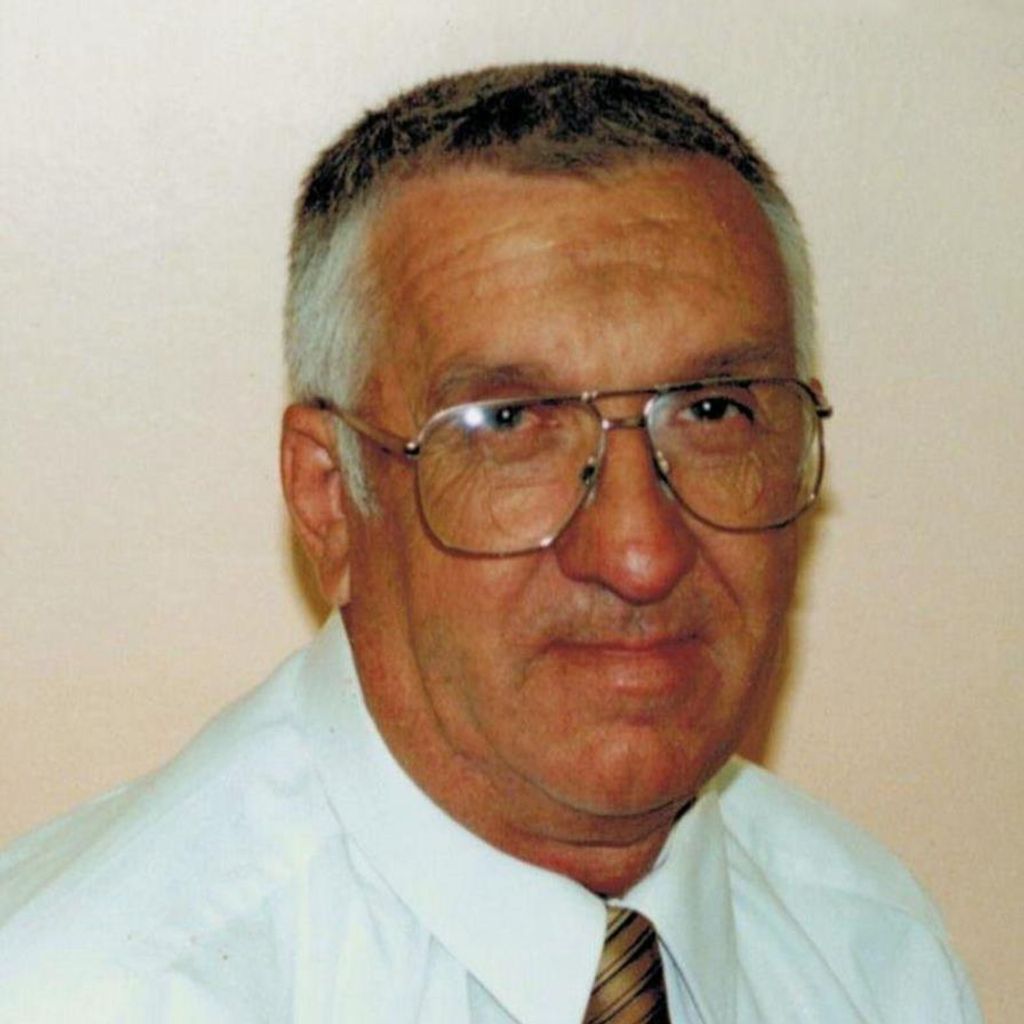 L Dean Riley