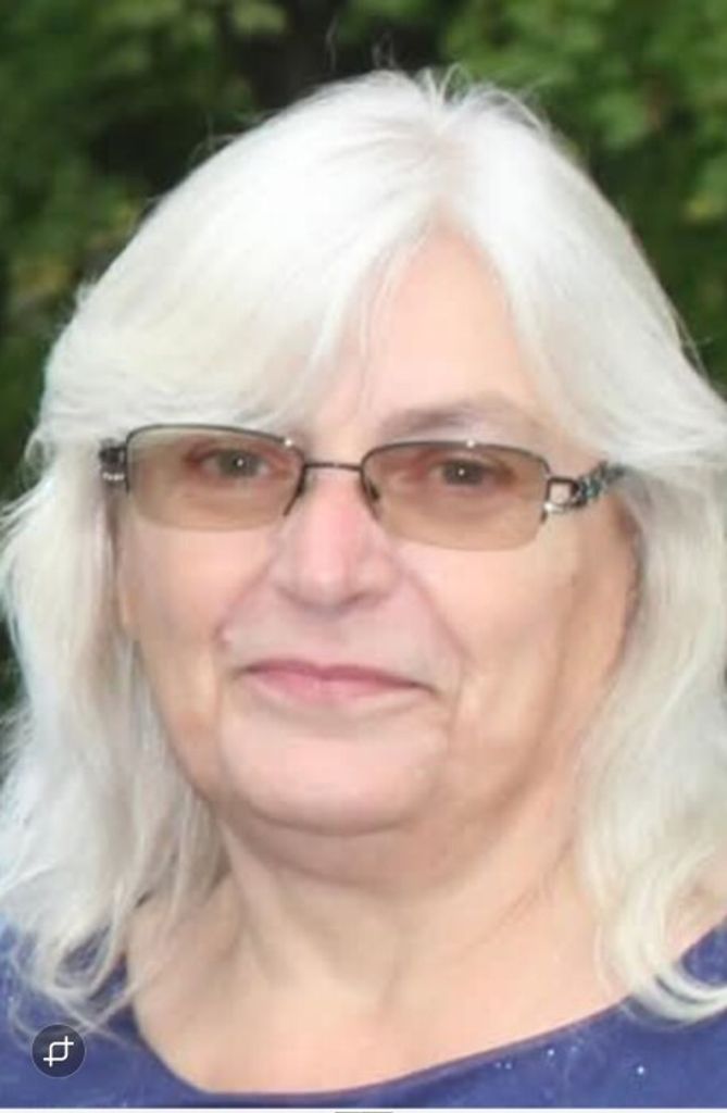 Pamela Rae (Smith)  Silverthorn Newfer