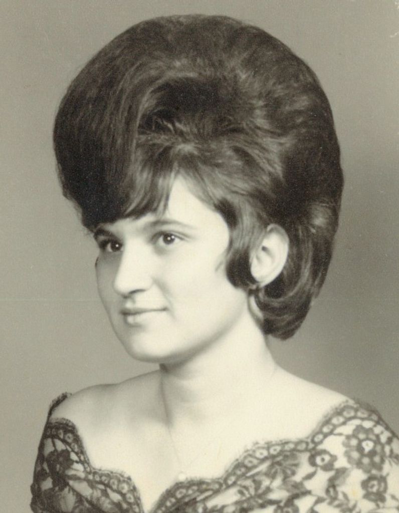 Lynda Karrol (Starnes)  Flippo