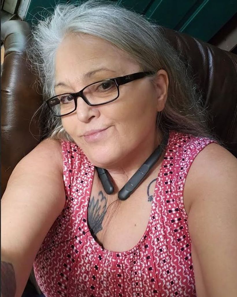 Pamela Stevenson Profile Photo