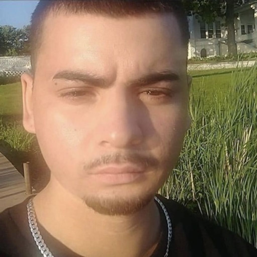 Stephen V Holguin Profile Photo