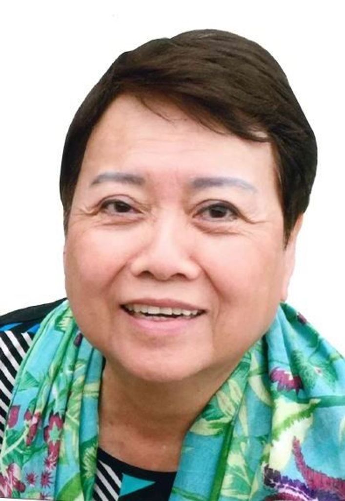 Edna Lim Espiritu