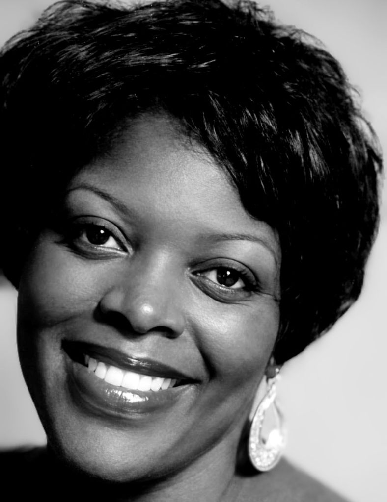 Angela Y. Carr Profile Photo