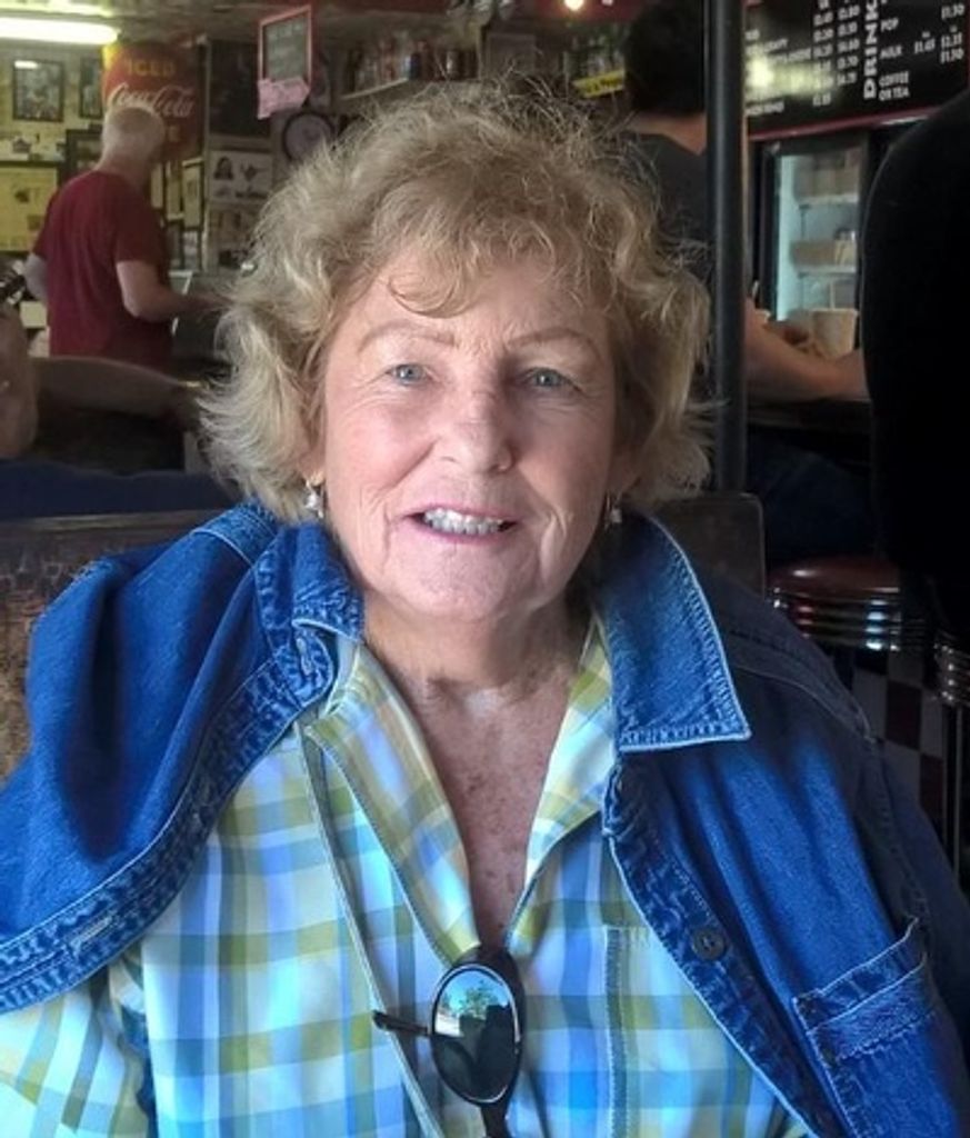 Barbara Joan Hodge (Nee Fenney)