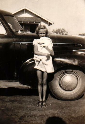 Bettye Jane (Lawless)  Garza photo gallery thumbnail 4 of 112