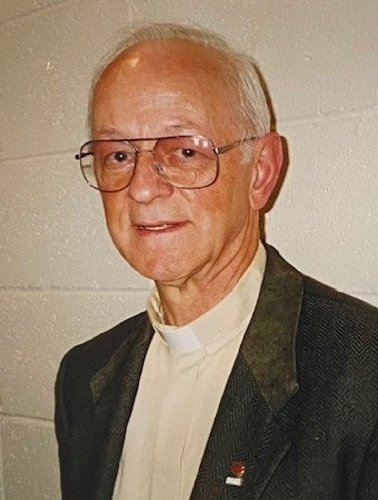 Fr. Wendelin Conrad Rolheiser, Omi Profile Photo