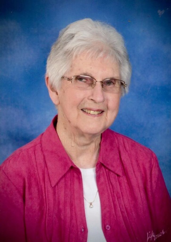 Louise Sackett Profile Photo