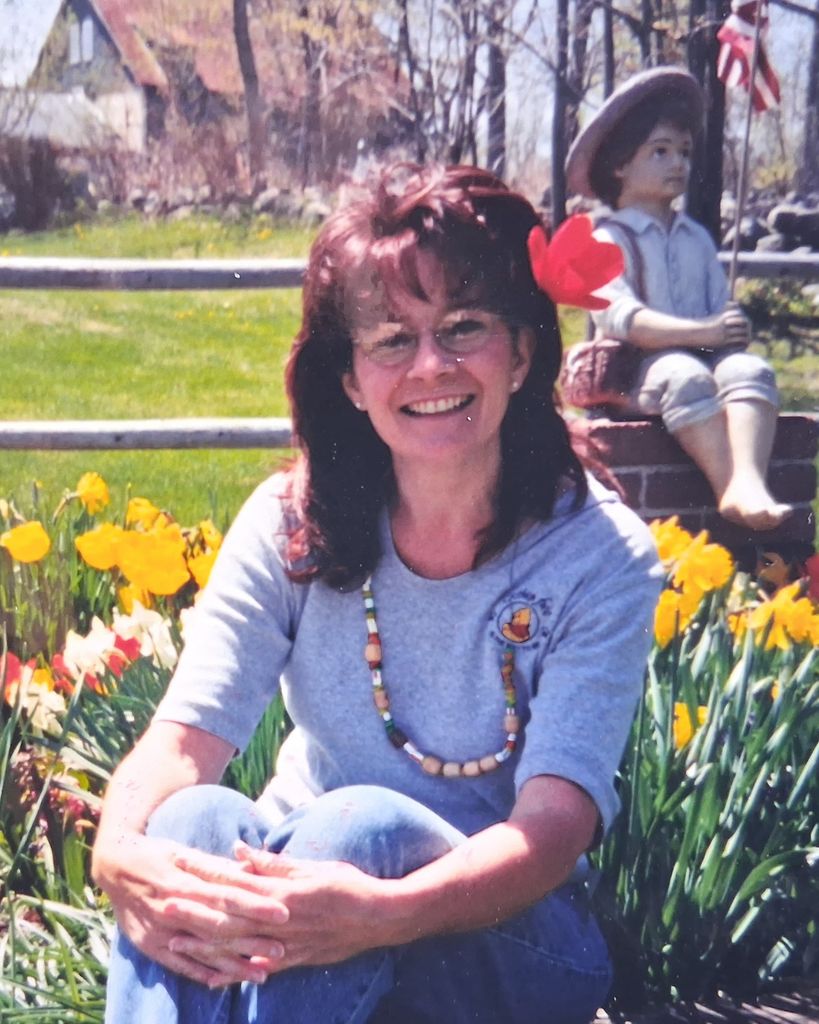 Loralynn Brackett Rolfe Profile Photo