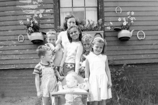 Beatrice Smith photo gallery thumbnail 87 of 91