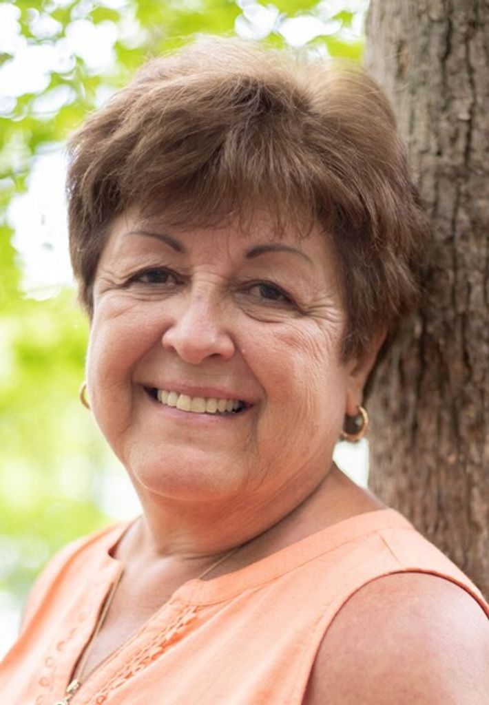 Debi Gardner Cobb Profile Photo