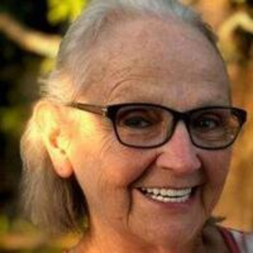 Lyn Lee Luster
