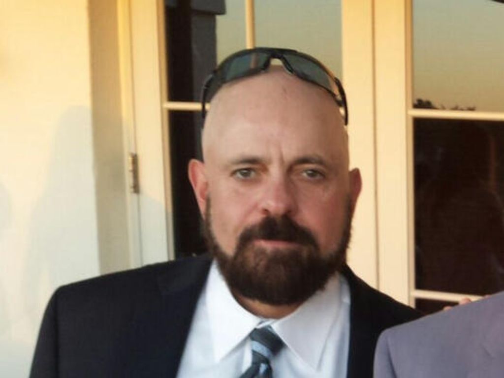 Dwight Edward Lenzner Profile Photo