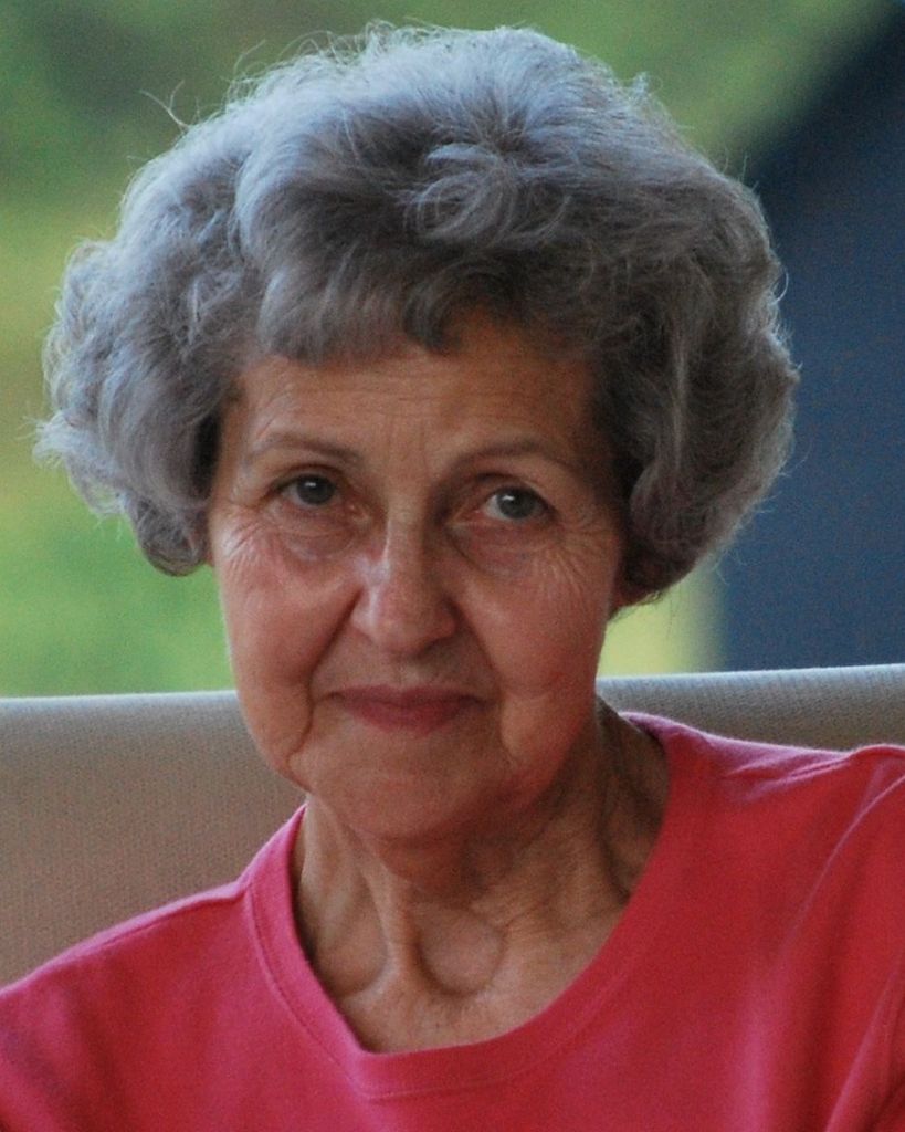 Linda Lou Householder