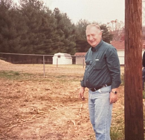 Gordon Sizemore photo gallery thumbnail 39 of 149